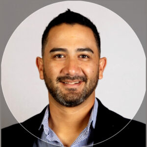 Tito Leal